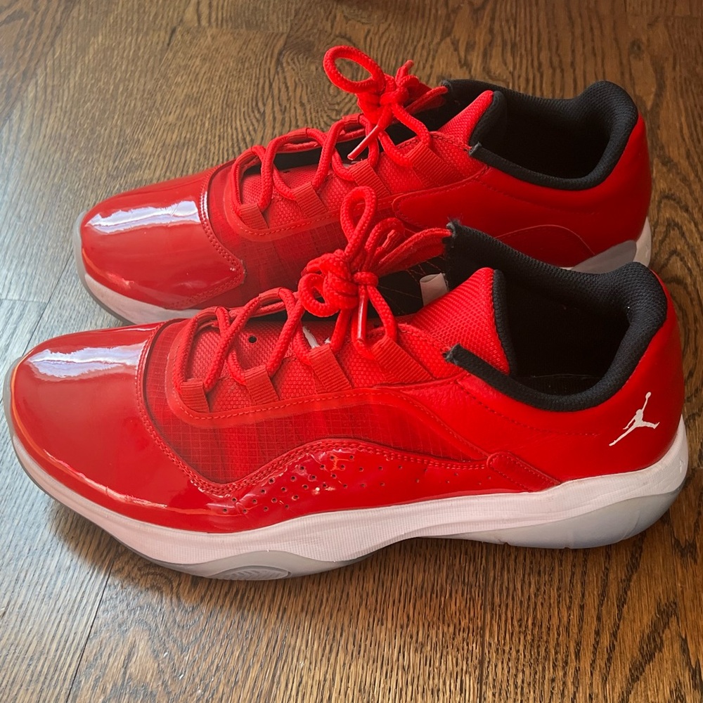Air Jordan CMFT Low Athletic Shoes, Men’s Size 10.5